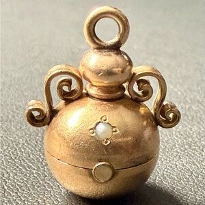 Antique 14k Pompadour Pendant